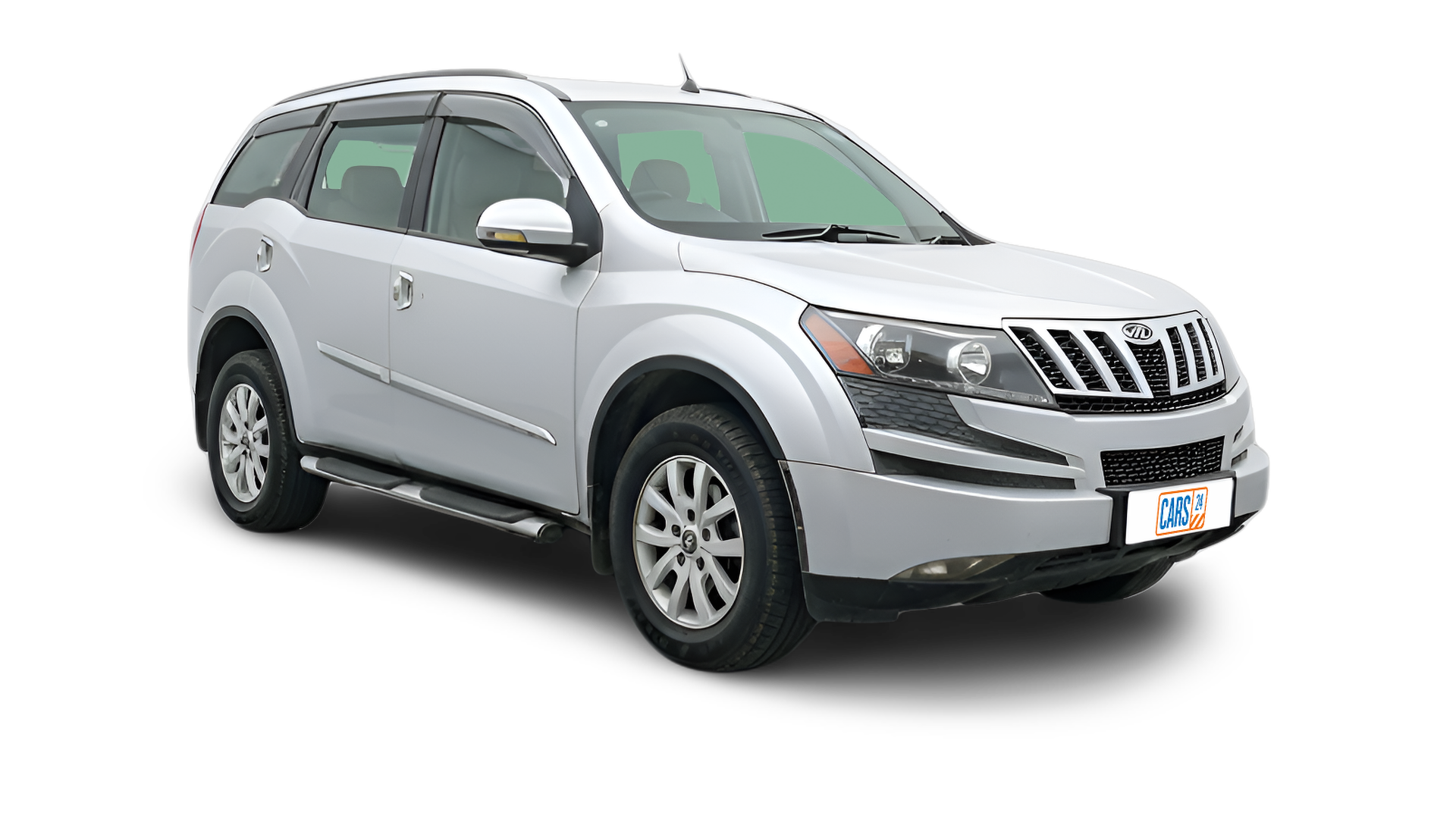 Mahindra XUV500-img